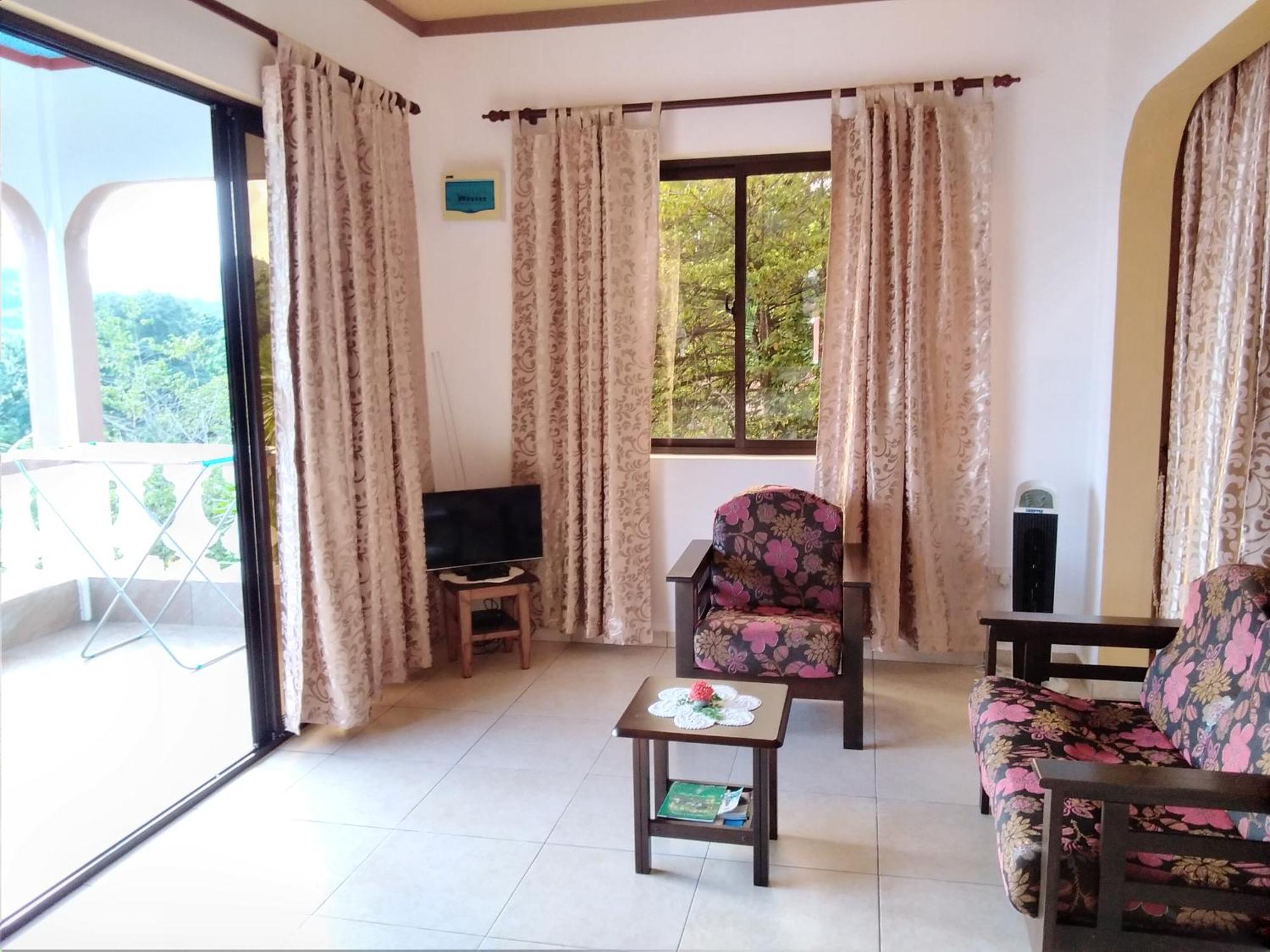Les Elles Guesthouse Self Catering Baie Lazare  Habitación foto