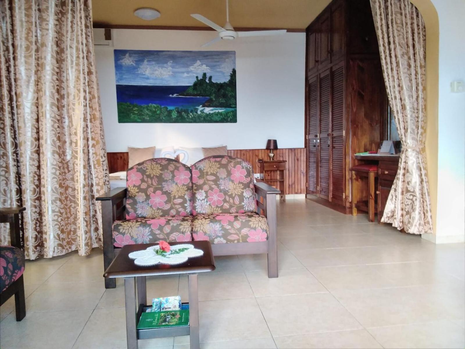 Les Elles Guesthouse Self Catering Baie Lazare  Habitación foto